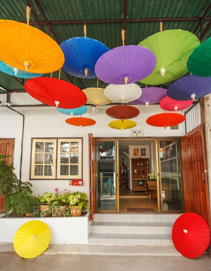 Готель Baan Singharaj Чіангмай Екстер'єр фото